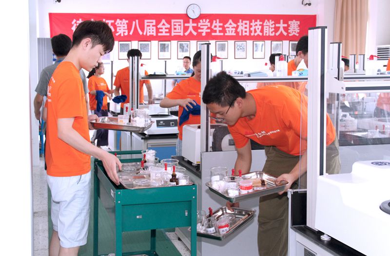 2志愿者服务02_副本.jpg
