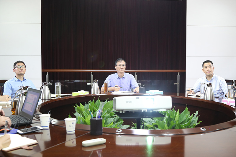 与会领导.JPG