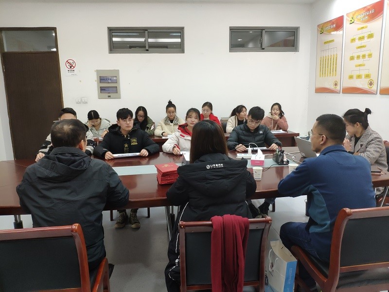 201911281574932436719546.jpg 11.27化材学院富泰克助学金颁奖仪式 (2).jpg