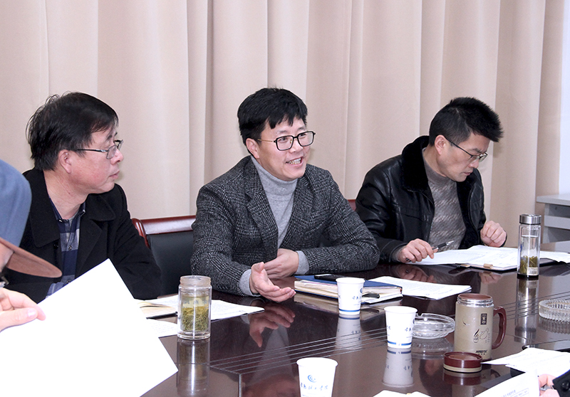 与会领导.jpg